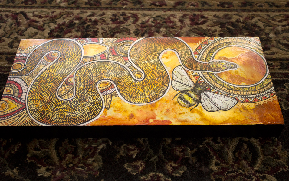 snake bee art